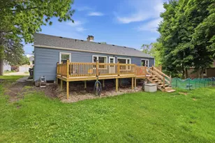 187 W Oak Grove St, Juneau, WI 53039 - Photo 23