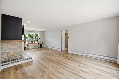 187 W Oak Grove St, Juneau, WI 53039 - Photo 5