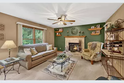 4724  40th St, Kenosha, WI 53144 - Photo 5