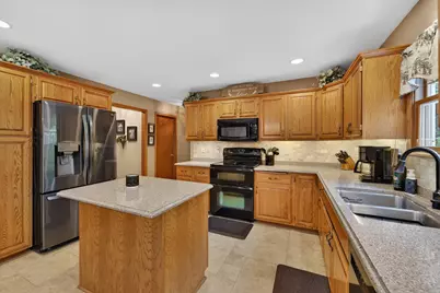 4724  40th St, Kenosha, WI 53144 - Photo 7