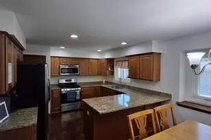 N170W20137 Willow Ridge Dr, Jackson, WI 53037 - Photo 5