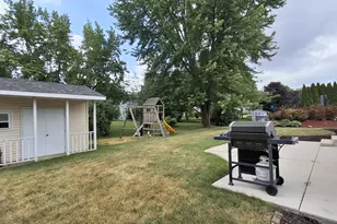 N170W20137 Willow Ridge Dr, Jackson, WI 53037 - Photo 3