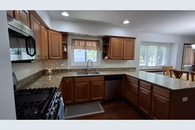 N170W20137  Willow Ridge Dr, Jackson, WI 53037 - Photo 7