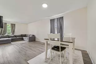 9060 N 86th St, Milwaukee, WI 53224 - Photo 13