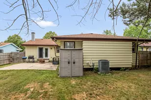 9060 N 86th St, Milwaukee, WI 53224 - Photo 5