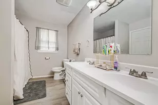 9060 N 86th St, Milwaukee, WI 53224 - Photo 31