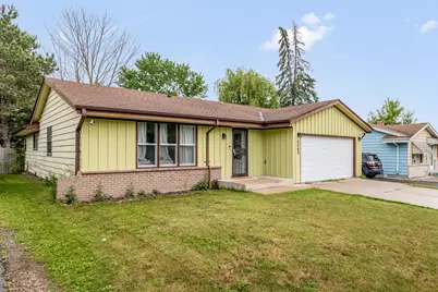 9060 N 86th St, Milwaukee, WI 53224 - Photo 3