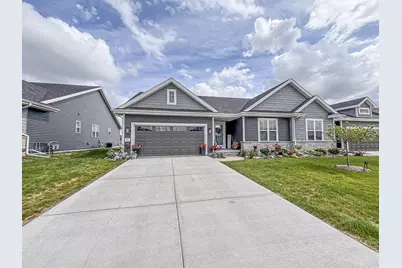 957  Elderberry Rd, Oconomowoc, WI 53066 - Photo 3
