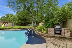 241 Crestwood Dr, Sheboygan Falls, WI 53085 - Photo 25