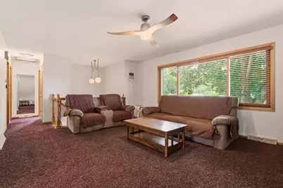 1610  Cliffview Dr, Holmen, WI 54636 - Photo 9