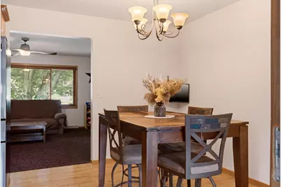 1610  Cliffview Dr, Holmen, WI 54636 - Photo 7