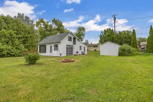 618 Pinehurst Ct, Sheboygan Falls, WI 53085 - Photo 3