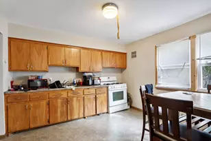 4722 N 49th St, Milwaukee, WI 53218 - Photo 15