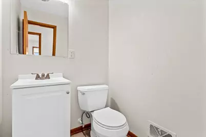 4722 N 49th St #4724, Milwaukee, WI 53218 - Photo 13