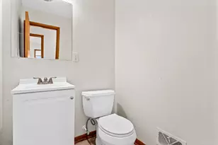 4722 N 49th St, Milwaukee, WI 53218 - Photo 13