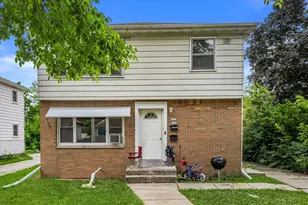 4722 N 49th St, Milwaukee, WI 53218 - Photo 31
