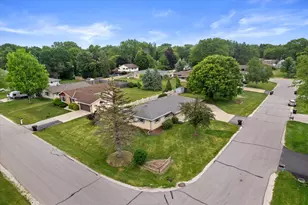 3028 Valley Forge St, Racine, WI 53404 - Photo 5