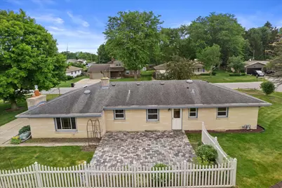 3028  Valley Forge St, Racine, WI 53404 - Photo 11