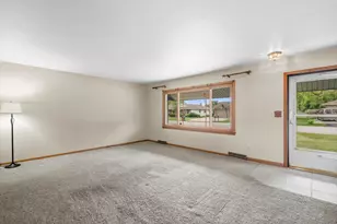 3028 Valley Forge St, Racine, WI 53404 - Photo 25