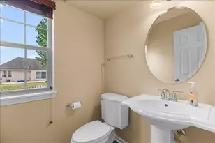 550 Lambert Dr, Slinger, WI 53086 - Photo 27