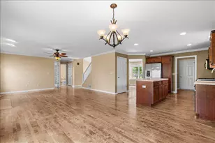 550 Lambert Dr, Slinger, WI 53086 - Photo 7