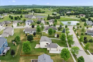 550 Lambert Dr, Slinger, WI 53086 - Photo 63