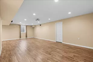 550 Lambert Dr, Slinger, WI 53086 - Photo 49