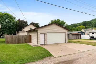 608  2nd St, La Crescent, MN 55947 - Photo 21