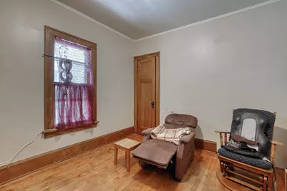 1251 S 30th St, Milwaukee, WI 53215 - Photo 13