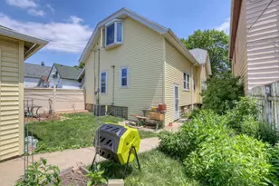 1251 S 30th St, Milwaukee, WI 53215 - Photo 37