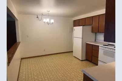 418  Beloit St #5, Walworth, WI 53184 - Photo 7