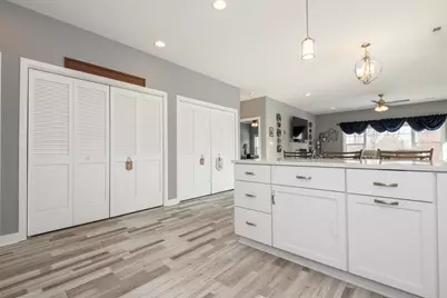 106  Phantom Lake Ct, Mukwonago, WI 53149 - Photo 11