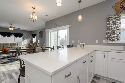 106  Phantom Lake Ct, Mukwonago, WI 53149 - Photo 15