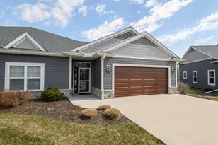 106 Phantom Lk Ct, Mukwonago, WI 53149 - Photo 3