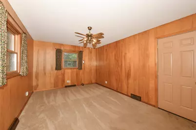 312 N Jackson St, Elkhorn, WI 53121 - Photo 13