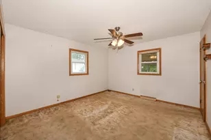 312 N Jackson St, Elkhorn, WI 53121 - Photo 15