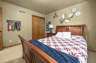 W153N5311 Plaza Dr, Menomonee Falls, WI 53051 - Photo 31