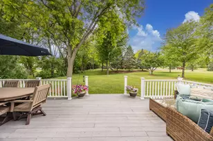 W153N5311 Plaza Dr, Menomonee Falls, WI 53051 - Photo 35