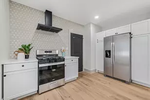 5615 W Burleigh St, Milwaukee, WI 53210 - Photo 7