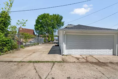 5615 W Burleigh St, Milwaukee, WI 53210 - Photo 35