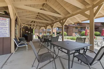 4085 S 84th St #7, Greenfield, WI 53228 - Photo 21