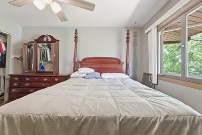 4085 S 84th St #7, Greenfield, WI 53228 - Photo 11