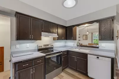 12405 W Crawford Ave, New Berlin, WI 53151 - Photo 5