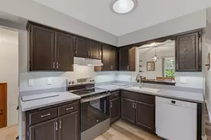12405 W Crawford Dr, New Berlin, WI 53151 - Photo 5