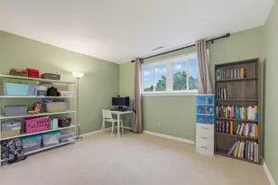 12405 W Crawford Dr, New Berlin, WI 53151 - Photo 11