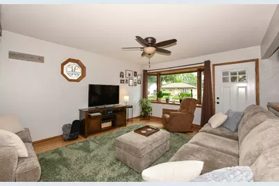 1715 W Salem St, Milwaukee, WI 53221 - Photo 5