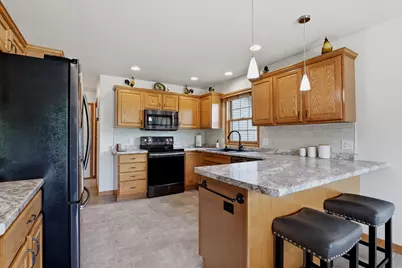 1210  Foxglove Ln, Sheboygan Falls, WI 53085 - Photo 5