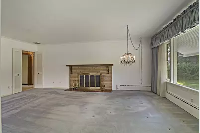 2116  37th St, Kenosha, WI 53140 - Photo 5