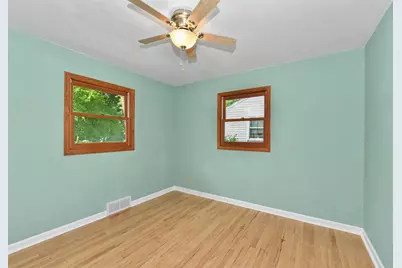 457 W 5th St, Oconomowoc, WI 53066 - Photo 15