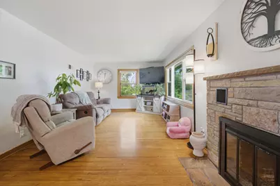 609 W Mackie St, Beaver Dam, WI 53916 - Photo 5